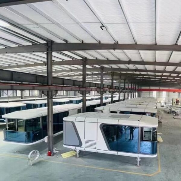 000 with delivery 1 room A palour Kitchen and toilet with a mini balcony (1) Capsule Homes
