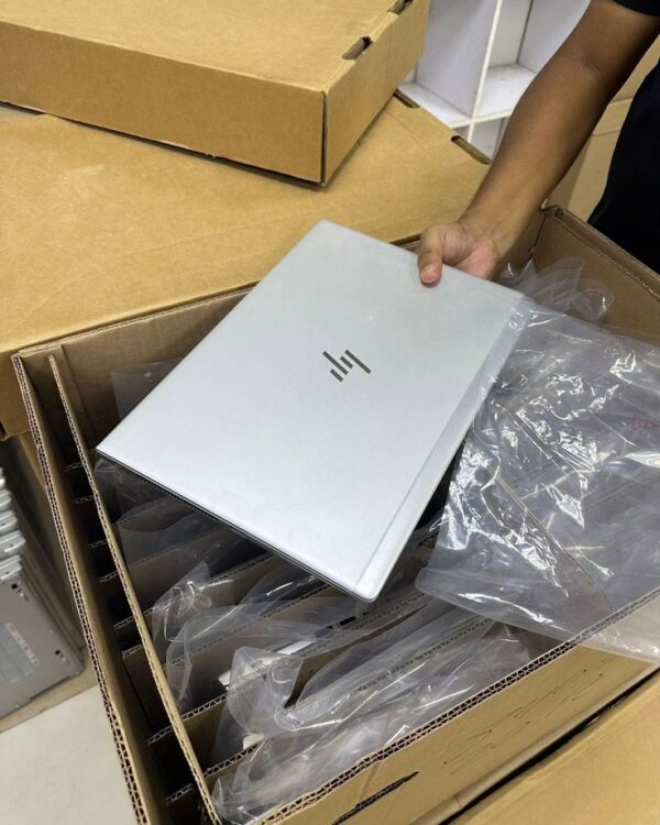 5269f085-ec8c-41e3-a8b6-ab6e865a2c01 New, Used & Refurbished Laptops & Tablets