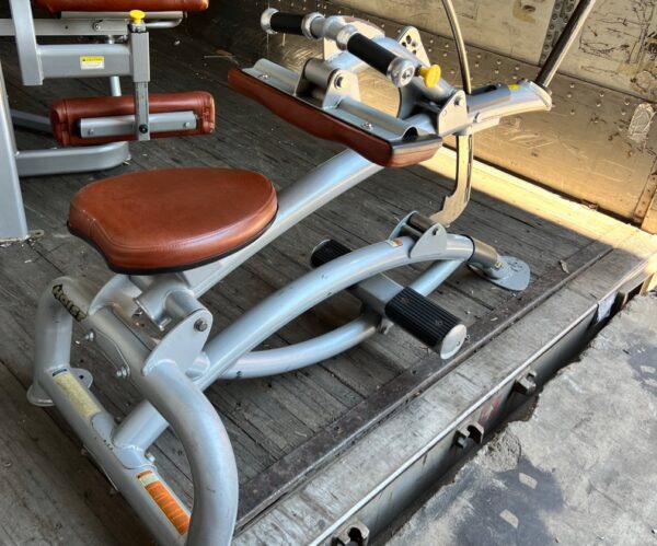 78B7642C-E332-41EF-8BB3-8DF307F7F02B.jpg Used Hoist Seated Calf