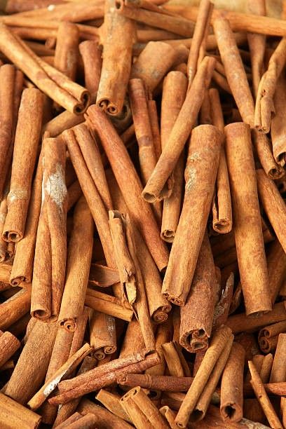 Cinnamon (2) Cinnamon