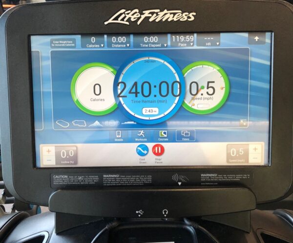 F905A978-0F52-43EE-BCDC-D5DD654D1CC0.jpg Used Life Fitness 95T Discover SE