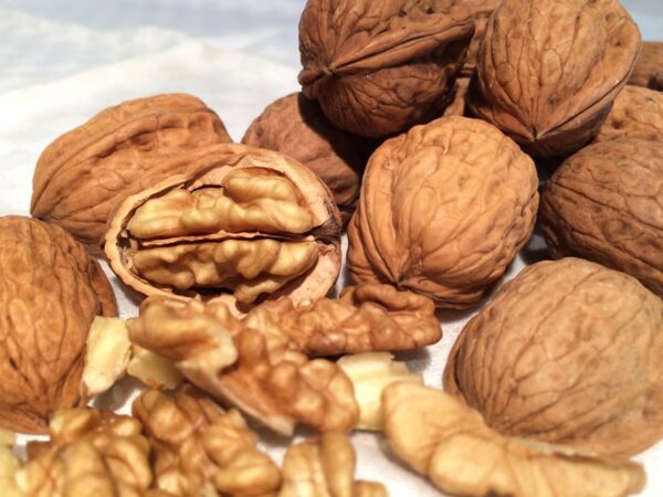 walnuts (4) Walnuts